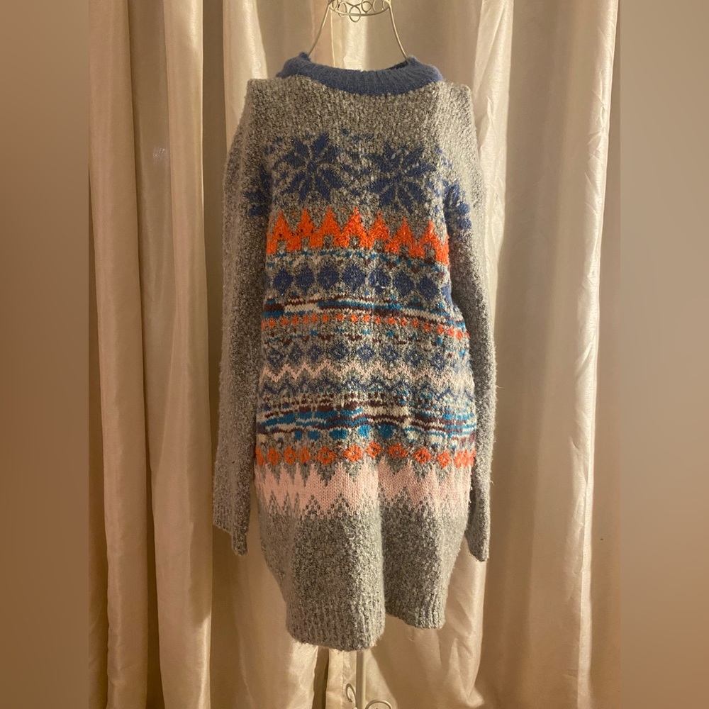 NWOT  FP FREE PEOPLE SWEATER DRESS.